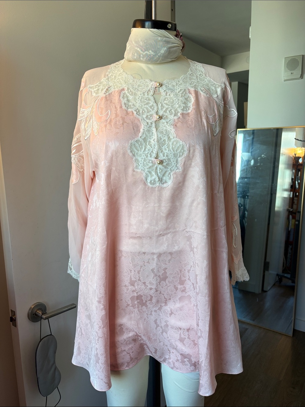 Natori Pink Lace-Trimmed Satin Chemise